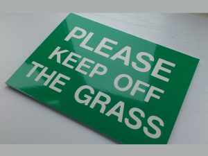 KEEP OFF THE GRASS, Sign